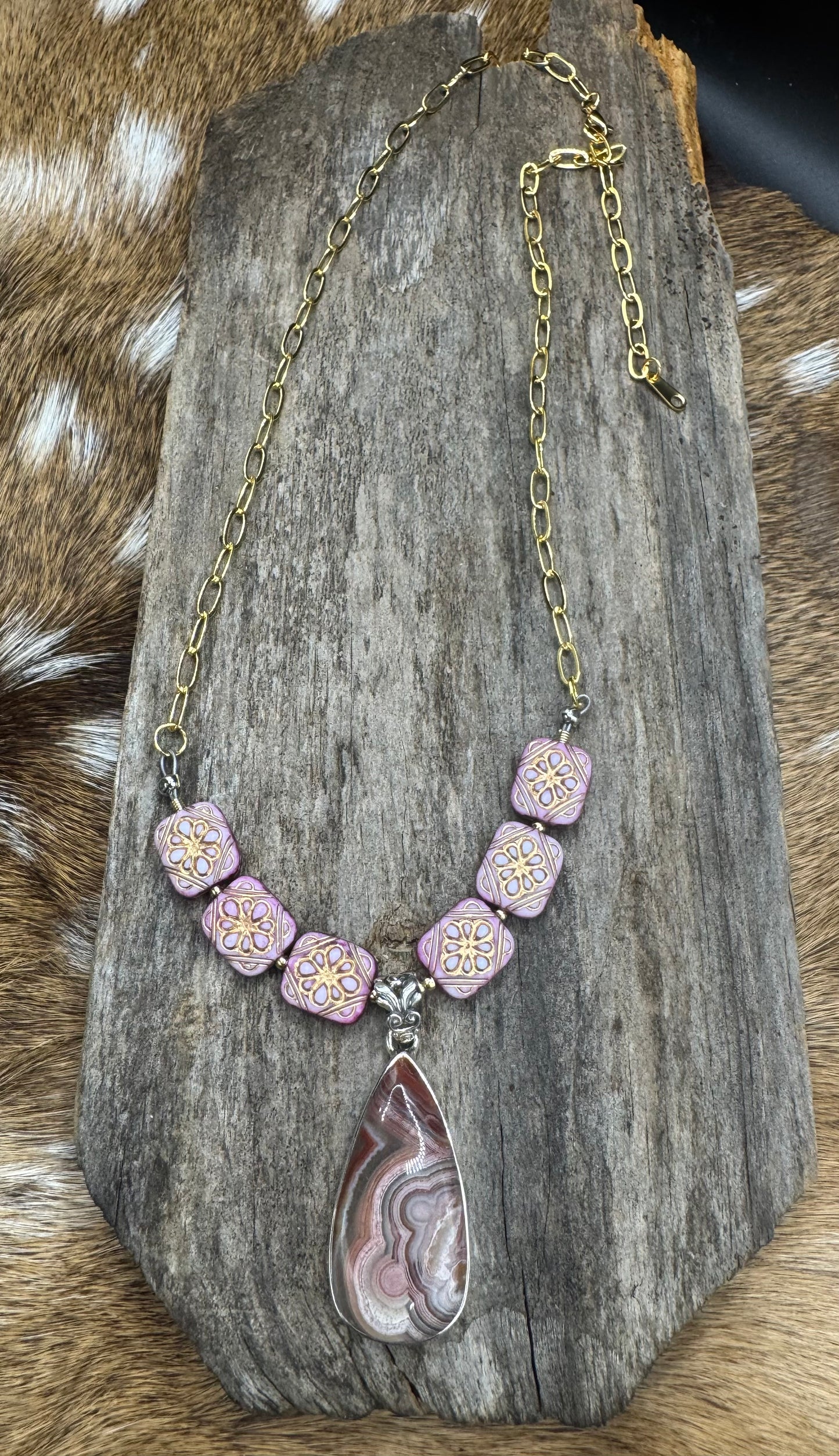 Moroccan Lace Agate necklace