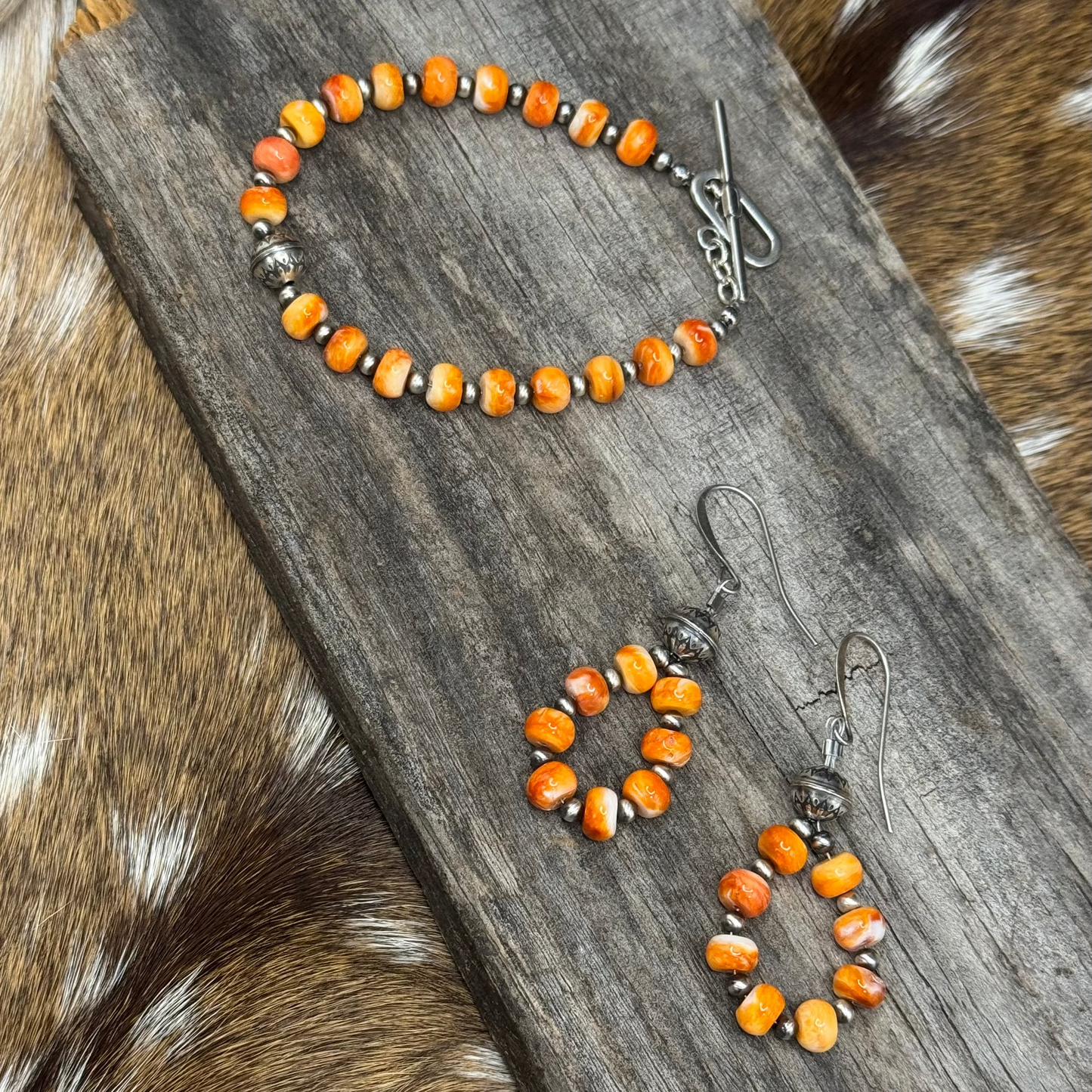 Spiny oyster and Navajo pearl bracelet and earrings set