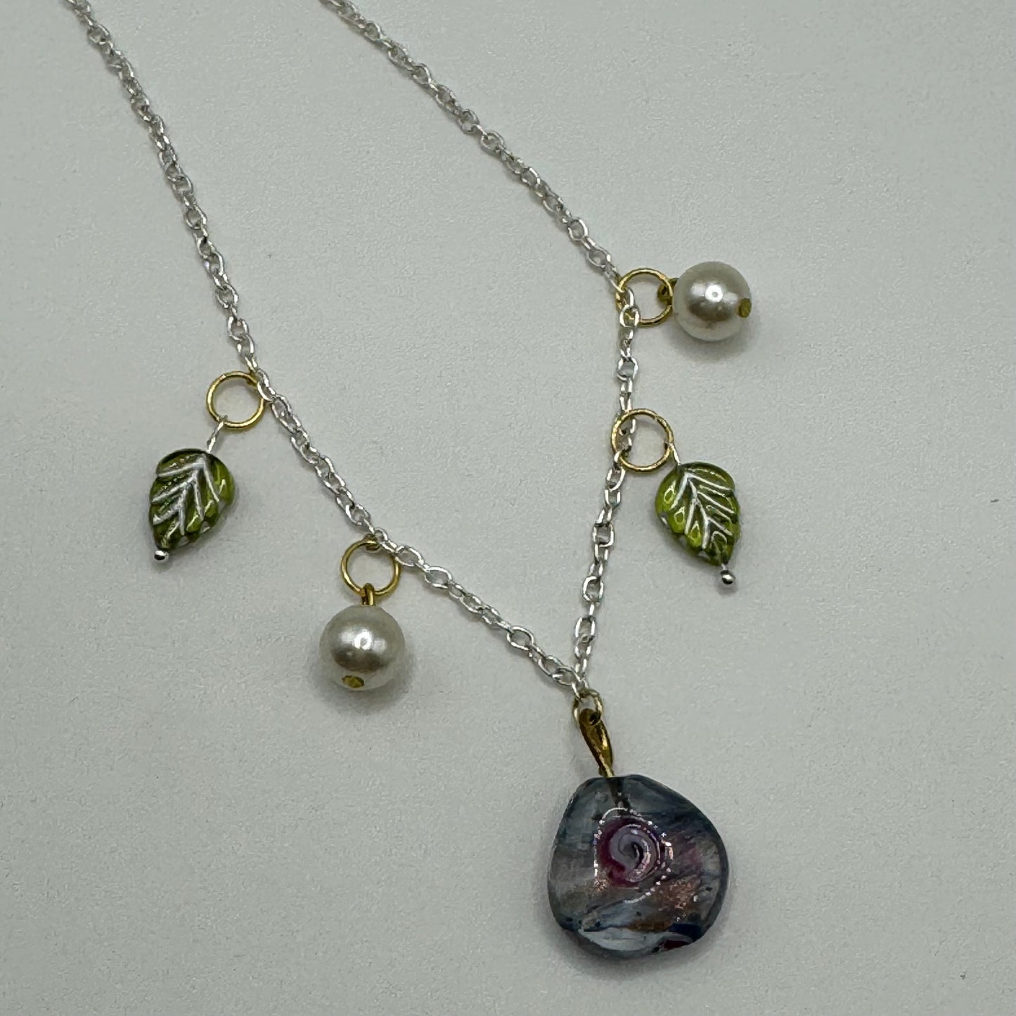 Czech glass flower with pearls and leaves necklace