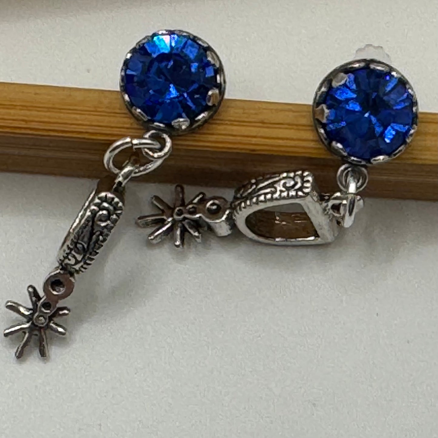 Sapphire spur earrings