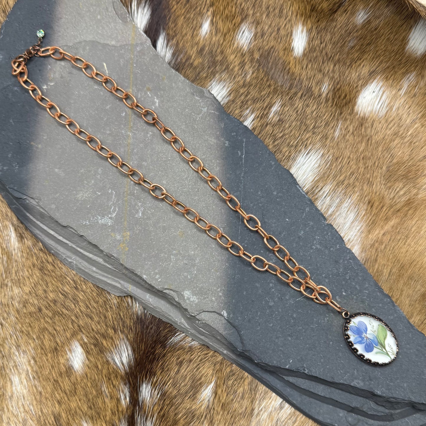 Frosted Violets copper necklace with peridot