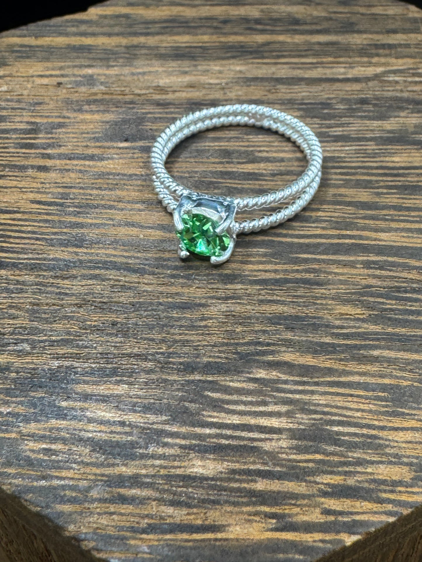 Peridot & sterling silver ring