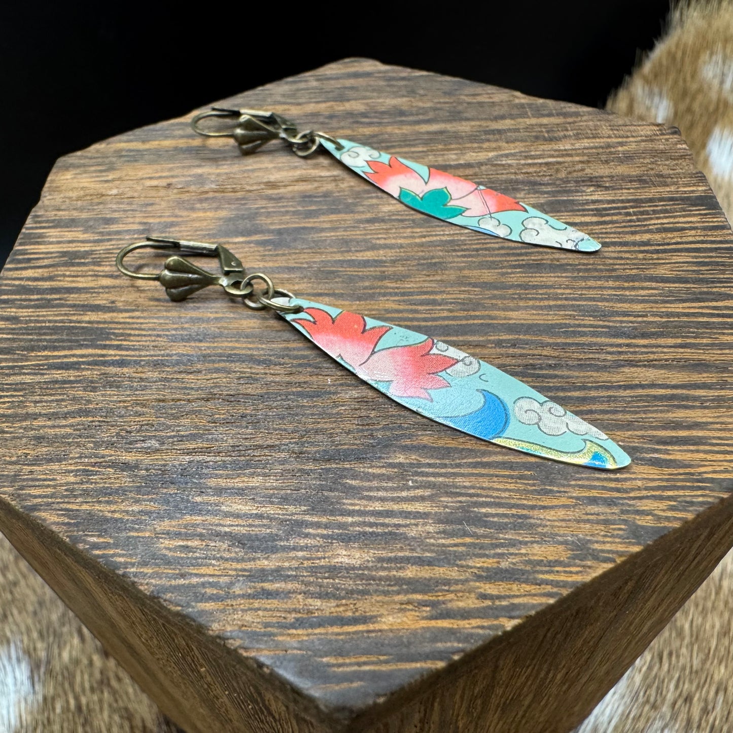 Vintage tin marquise
